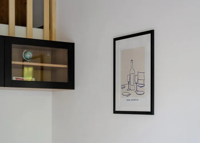 Pet Friendly Cozy With Balcony In By Renters Appartement Poznań